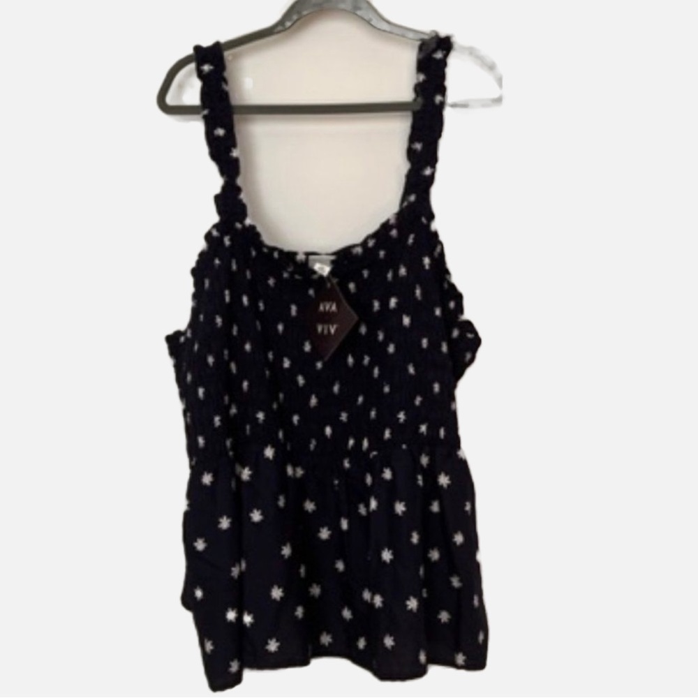 NWT - Top - Ava & Viv 3X